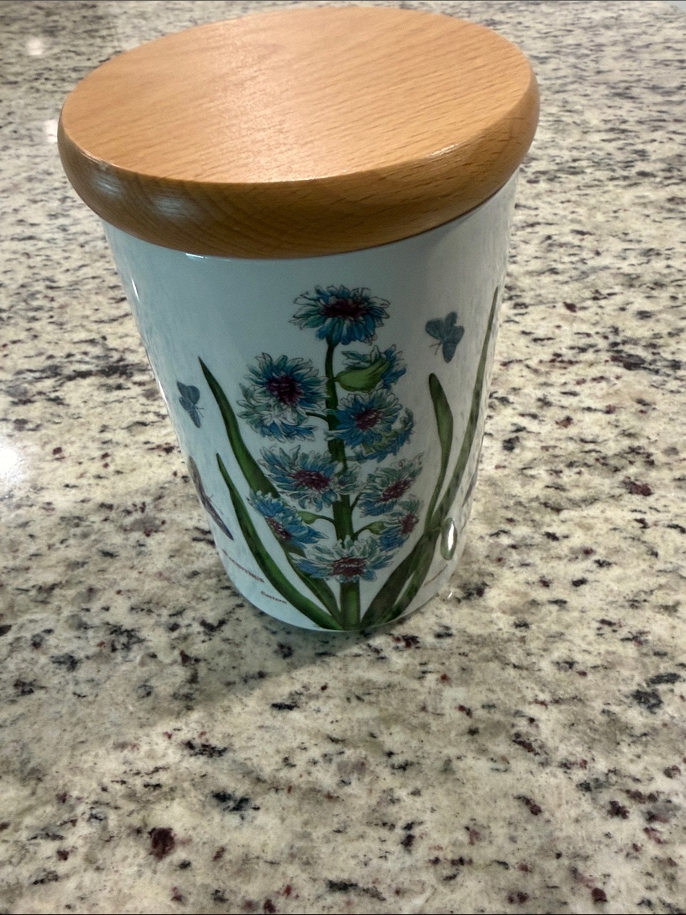 Portmeirion White Floral Ceramic Canister with Wood Lid 7inch